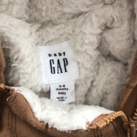 Baby Gap 3-6 Month Sherpa lined one piece outerwear - Picture 2 of 6